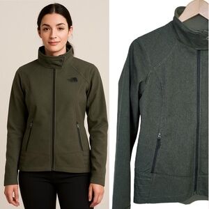 The North Face Women’s Olive Green Windwall Fleece Lined Jacket